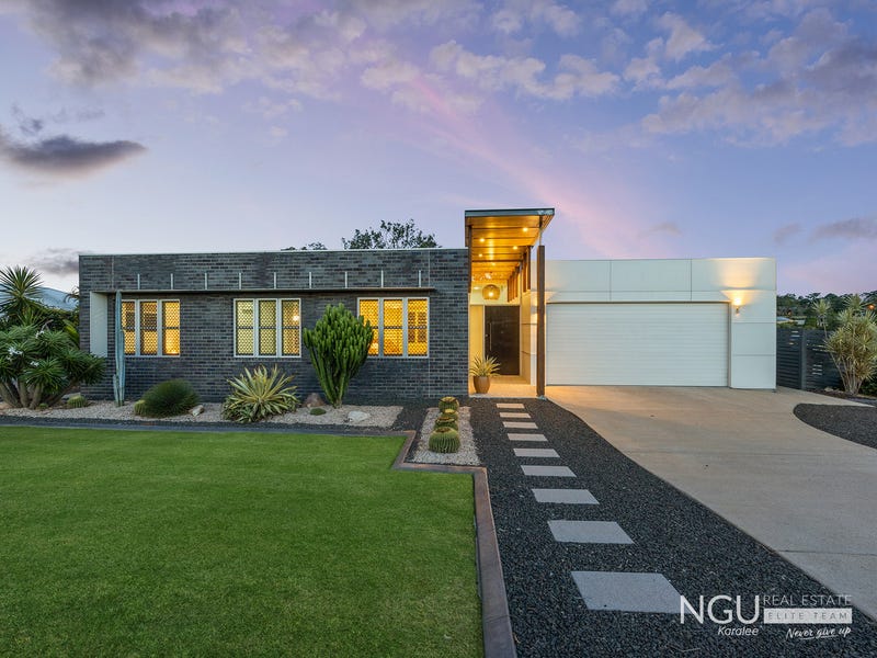 35 Waterfront Drive, Karalee, QLD 4306