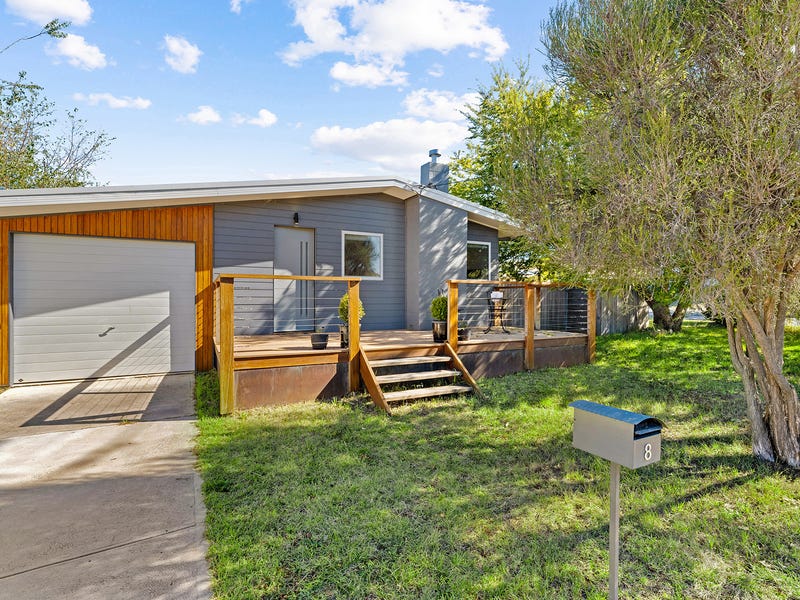 8 MacKay Street, Berridale, NSW 2628 House for Sale