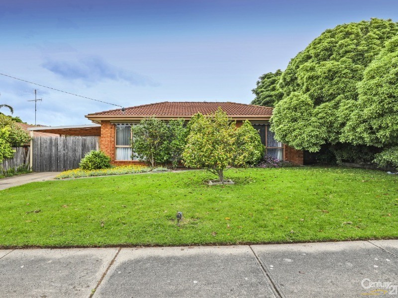 14 Irving Road, Pakenham, VIC 3810