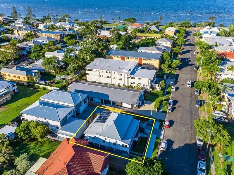 28 Third Avenue, Sandgate, Qld 4017 Property Details