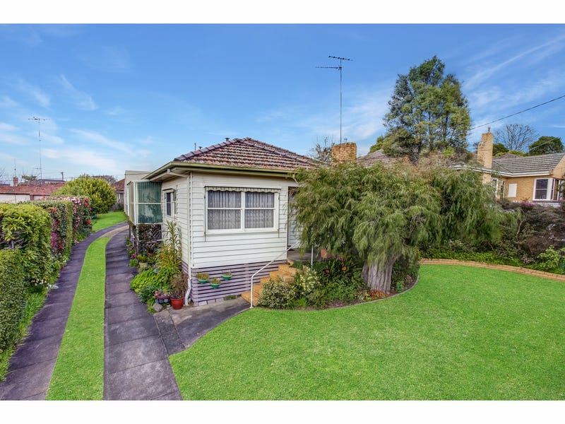 8 Dundee Street, Warragul, VIC 3820 - realestate.com.au