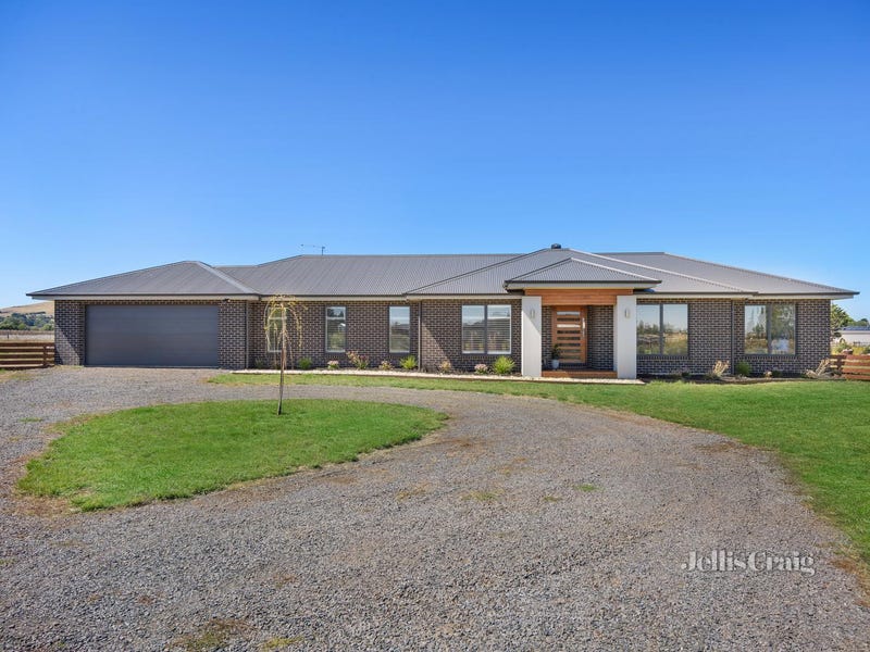 30 Myles Road, Newlyn North, VIC 3364