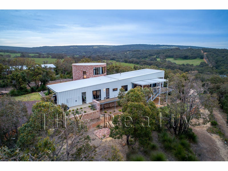 18 Depuch Close, Eagle Bay, WA 6281