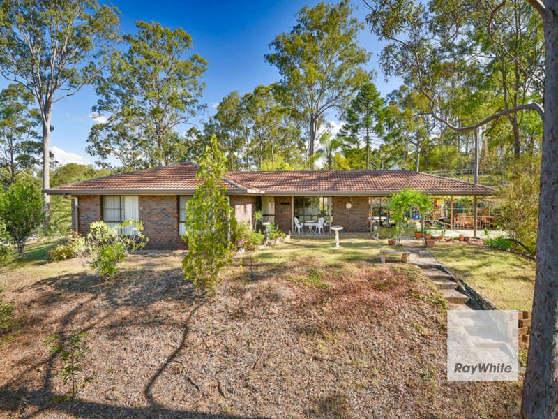 1 Eden Drive, Eatons Hill, Qld 4037