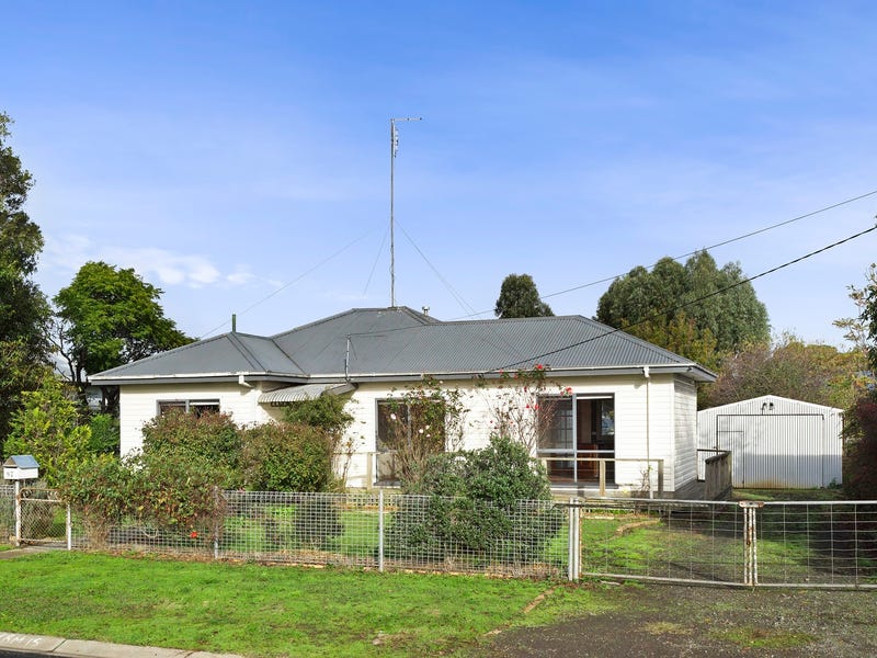 87 Bruce Street, Colac, Vic 3250 Property Details