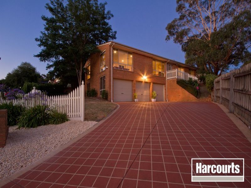 42 Cotoneaster Way, Langwarrin, VIC 3910