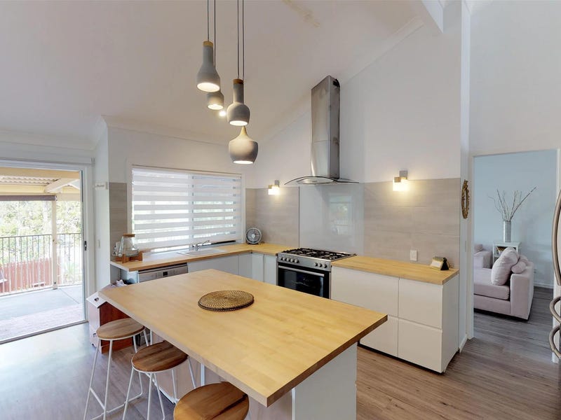 38 Jarrahdale Drive Elanora Qld 4221 House For 425267066 38 Jarrahdale Drive Elanora