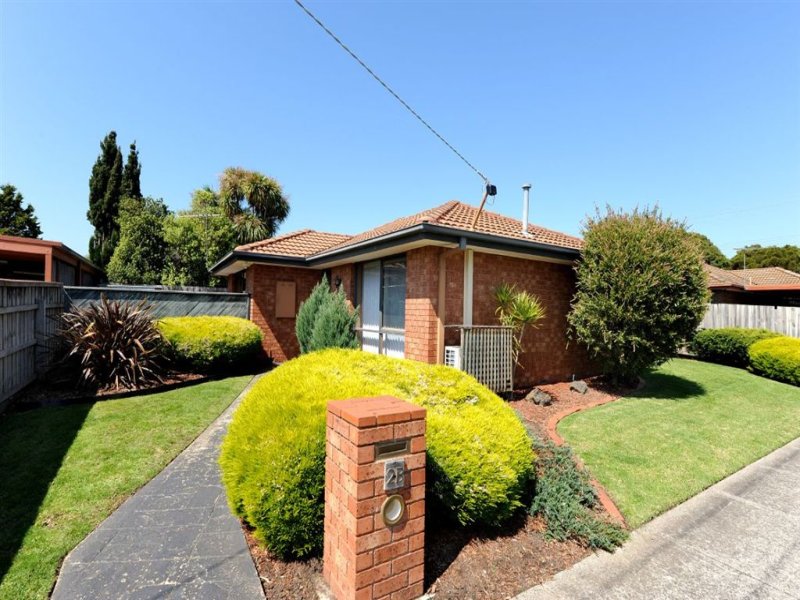 2B Sussex Crescent, Seaford, Vic 3198 - Property Details