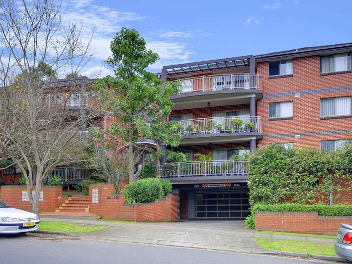 24/2325 Burdett Street, Hornsby, NSW 2077