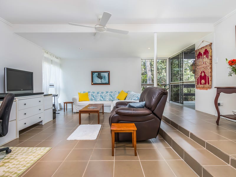 25 Arafura Street Upper Mount Gravatt Qld 4122 Property Details