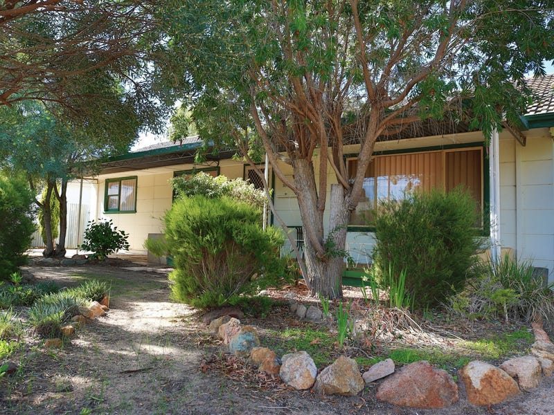 2830 Doreen Street, Narembeen, WA 6369 House for Sale realestate