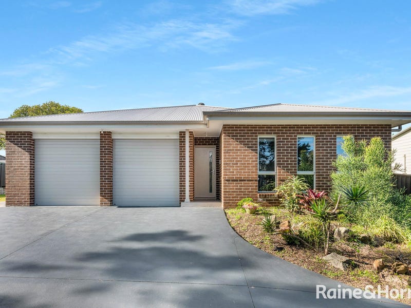 Houses for Sale in Shoalhaven Heads, NSW 2535