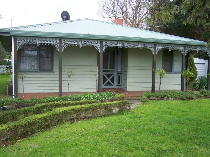 96 Scott Street, Heywood, VIC 3304