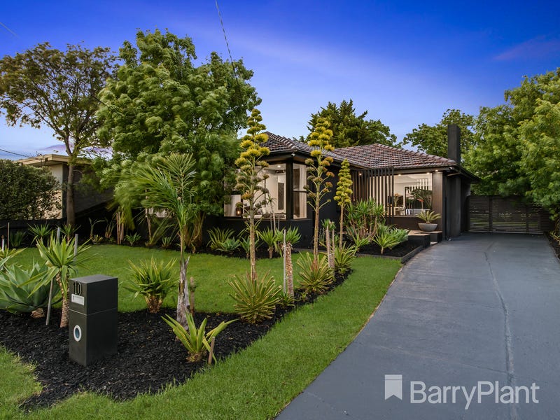 10 Second Avenue, Hoppers Crossing, Vic 3029 House for Sale