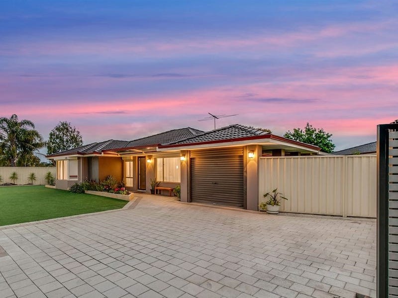 15 Holley Place, Marangaroo, WA 6064