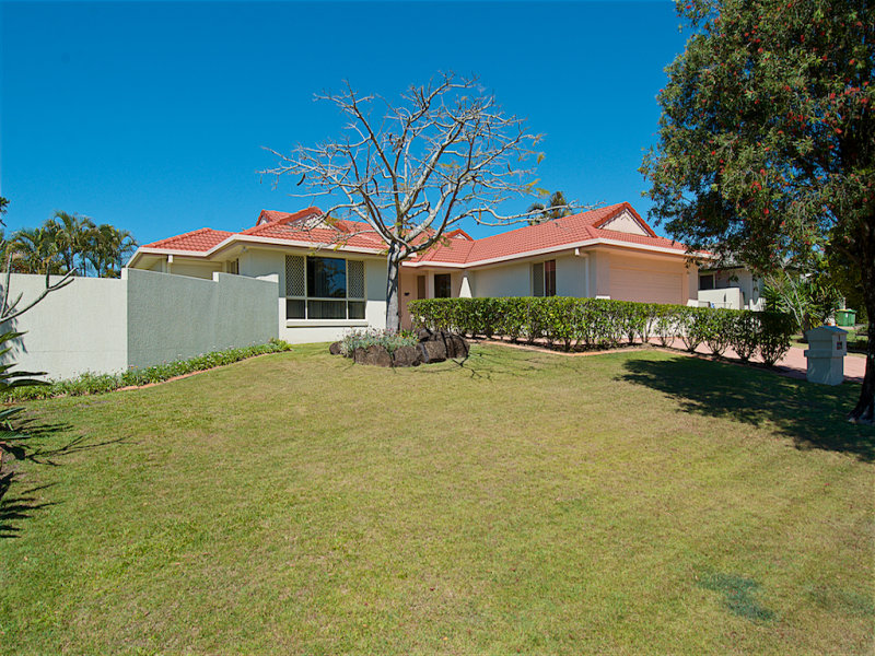 9 Fitzalan Circuit, Arundel, Qld 4214 Property Details