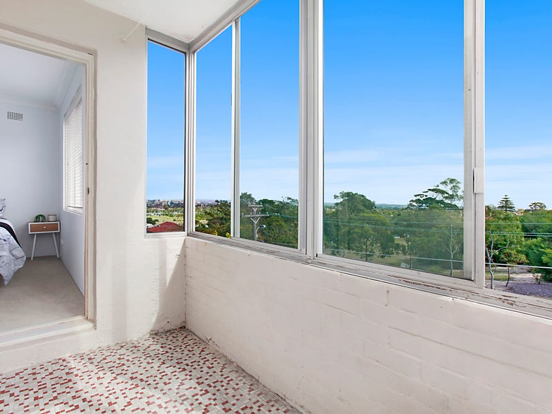 6/7 Hendy Avenue, Coogee, NSW 2034 Property Details