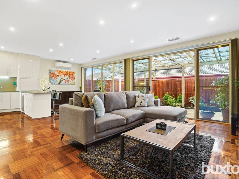 2/575 Warrigal Road, Bentleigh East, VIC 3165