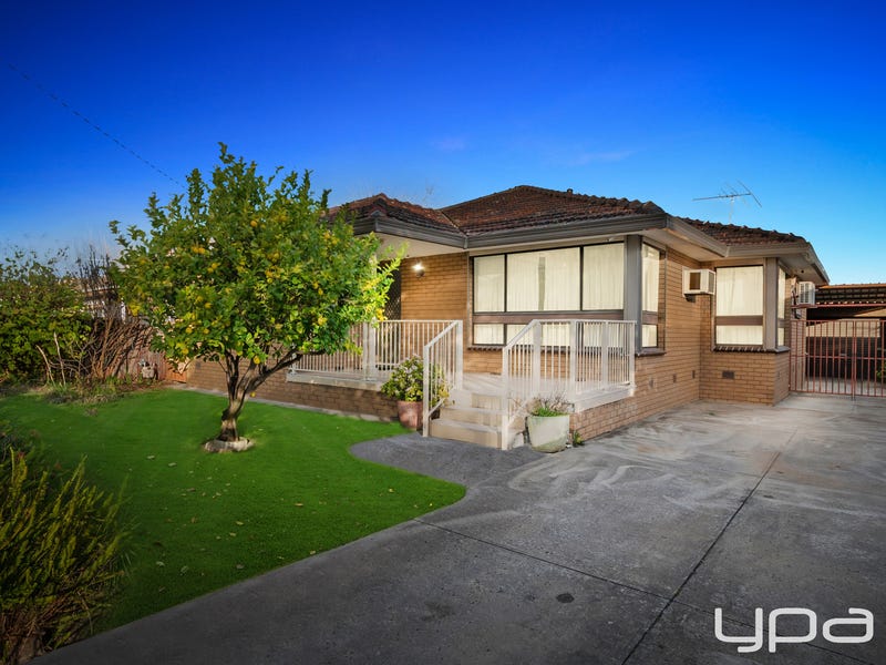 33 Buckley Avenue, Sunshine North, VIC 3020