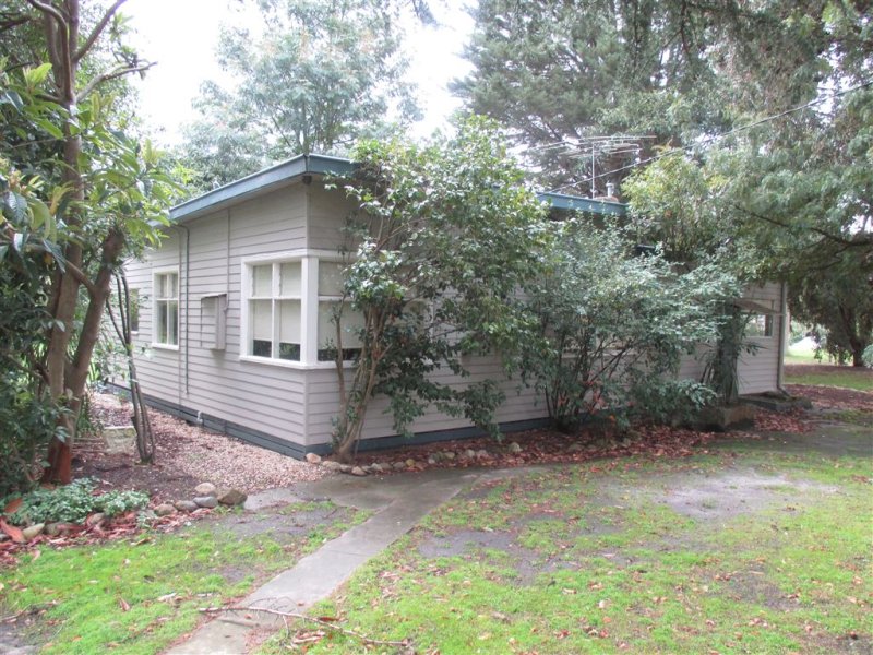 35 Kelvin Grove, Langwarrin, VIC 3910