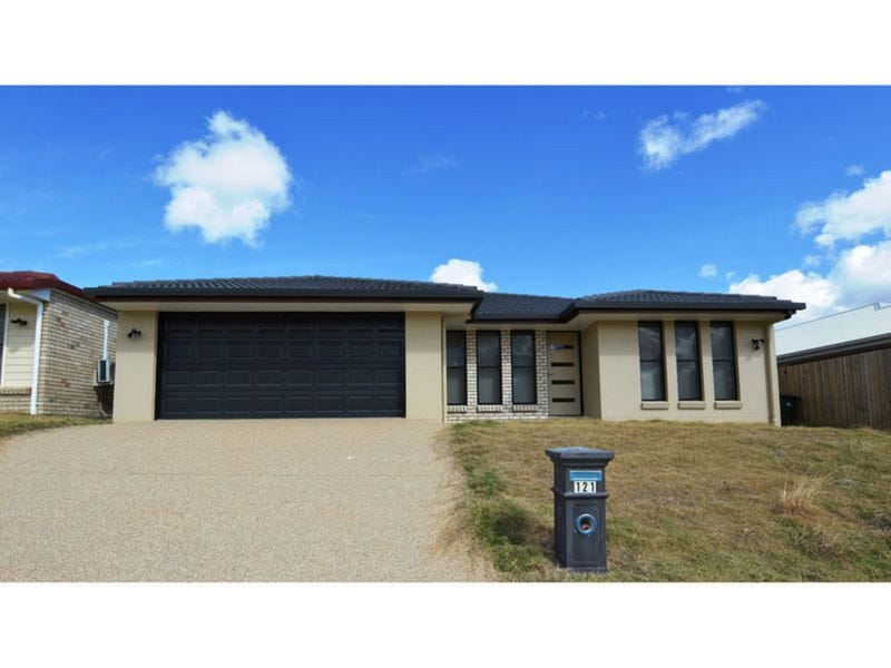 121 Springfield Drive, Norman Gardens, Qld