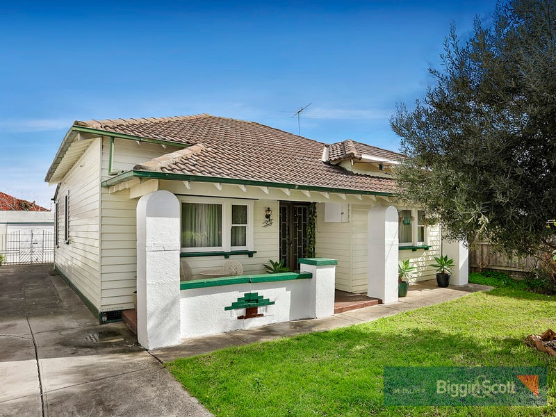 33 Rosamond Road, Maidstone, Vic 3012 Property Details