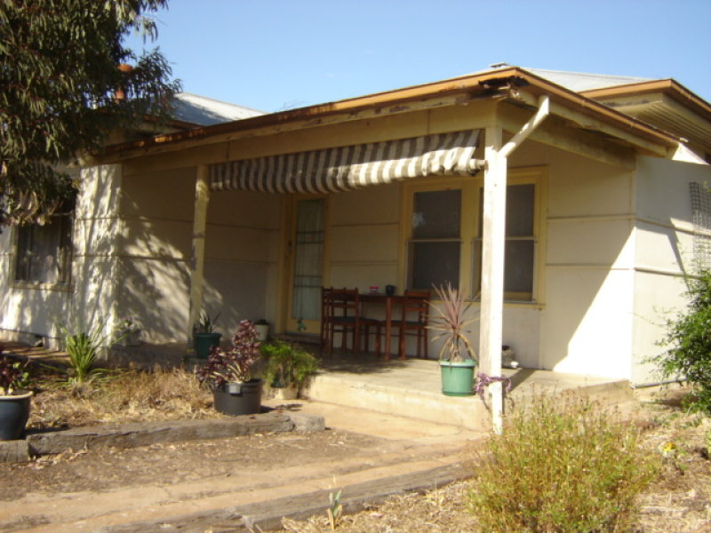 1 Solly Terrace, Cummins, SA 5631 Property Details