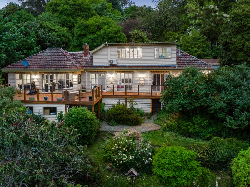 Houses for Sale in Dandenong Ranges, VIC