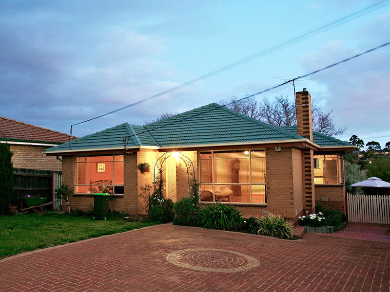 29 RIDGEWAY AVENUE, Glenroy, Vic 3046 Property Details