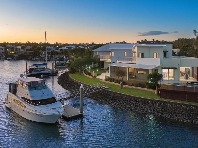 Coomera Waters Location Feature lifestyle - QM Properties