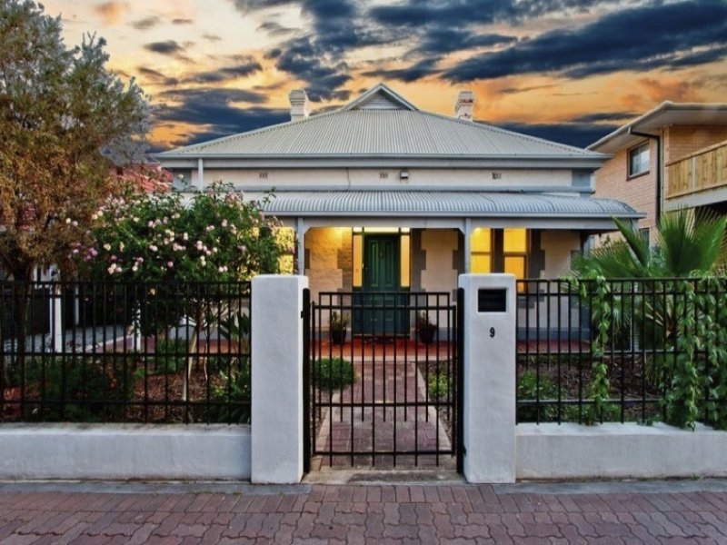 9 Main Street, Henley Beach, SA 5022