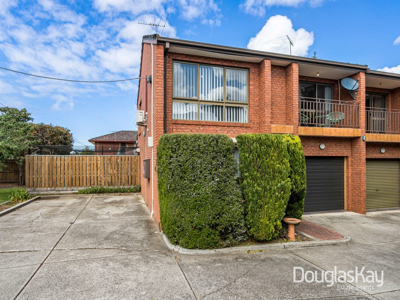 Real Estate & Property for Sale in Diggers Rest, VIC 3427 (+2 locations