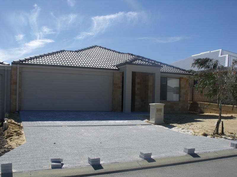 43 Oakbank Crescent, Butler, WA 6036 Property Details