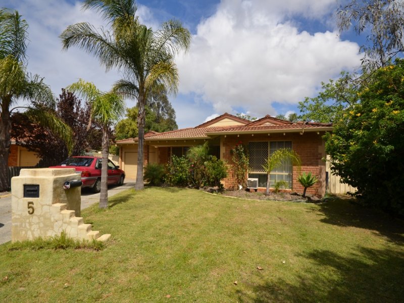 5 Melba Place, Thornlie, WA 6108