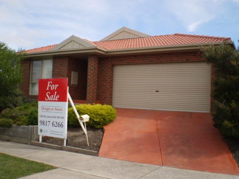 12 Hollington Way, Berwick, Vic 3806 Property Details