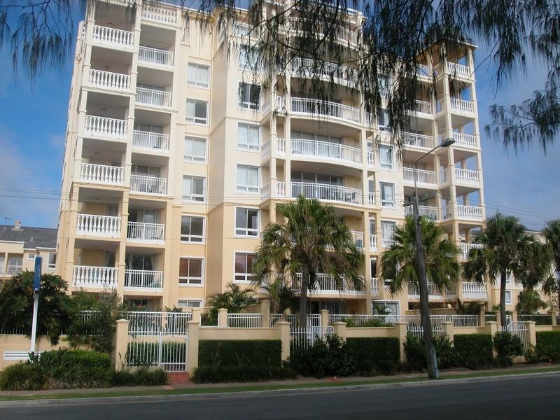 Property 105451291, Broadbeach, Qld 4218 Property Details