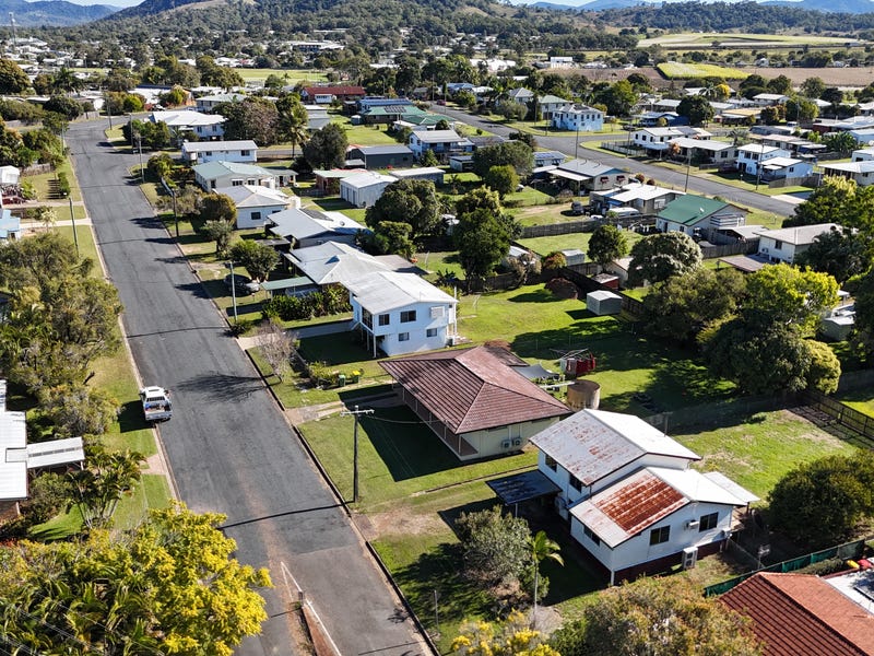 21 Lilliendal Avenue, Sarina, Qld 4737 House for Sale
