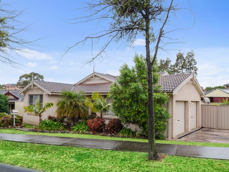 7 Ashton Vale Grove, Horsley, NSW 2530