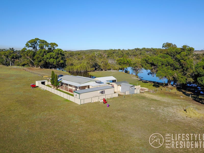 414 Caraban Road, Guilderton, WA 6041 Property Details