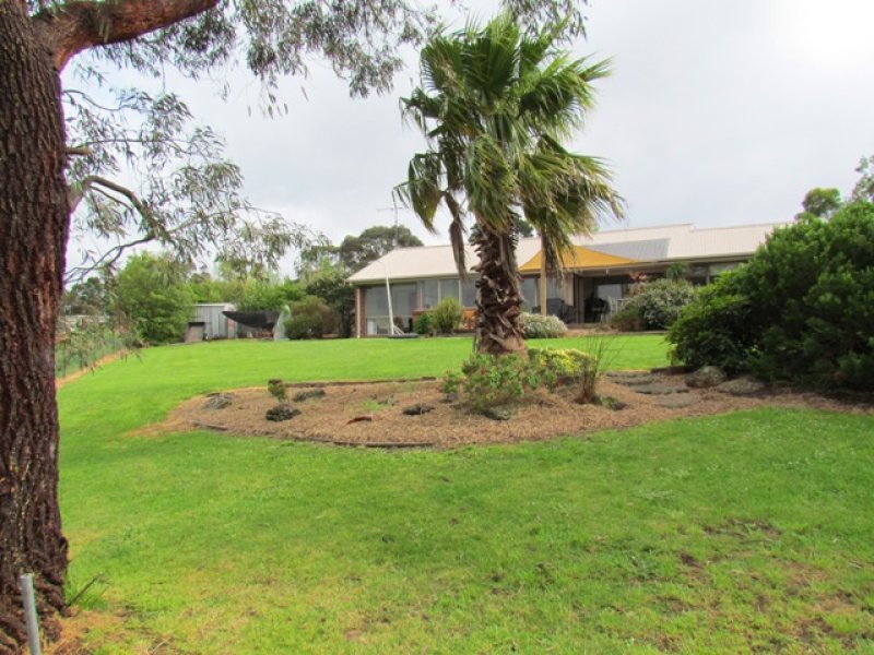 31 Tooronga Road, Willow Grove, VIC 3825