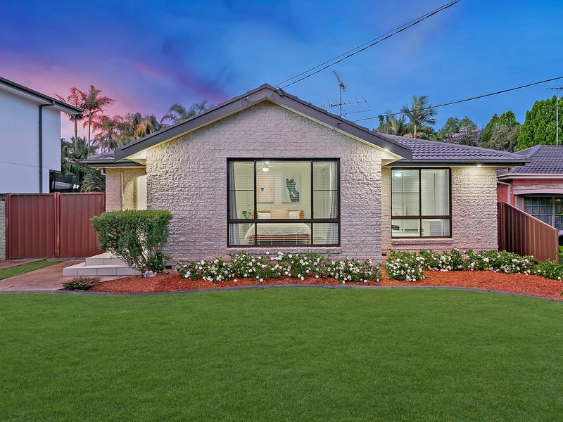 32 Caroline Chisholm Drive, Winston Hills, NSW 2153