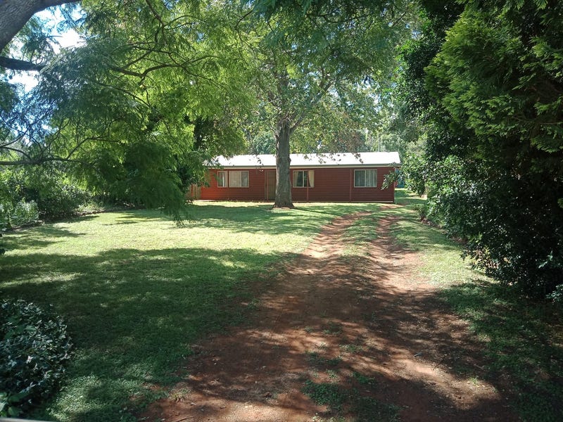 13 Nob Street, Hampton, Qld 4352 Property Details