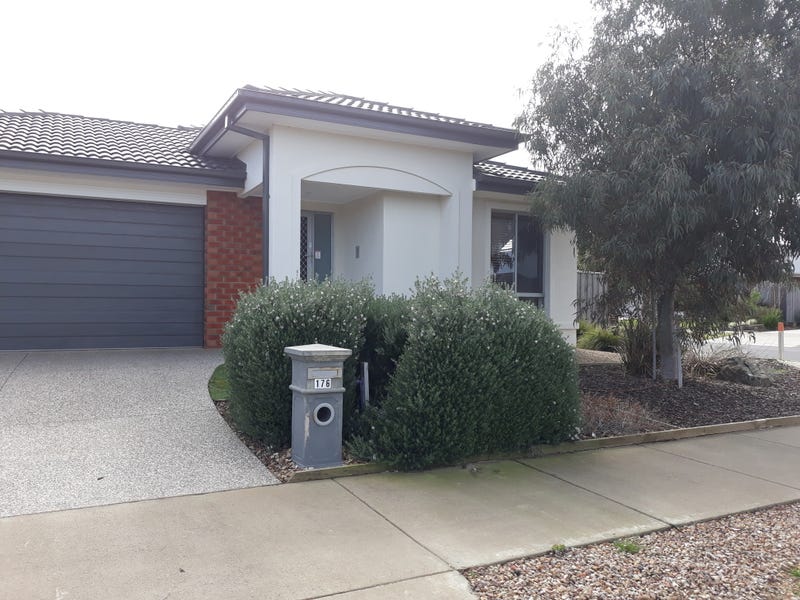 176 Warralily Boulevard, Armstrong Creek, VIC 3217