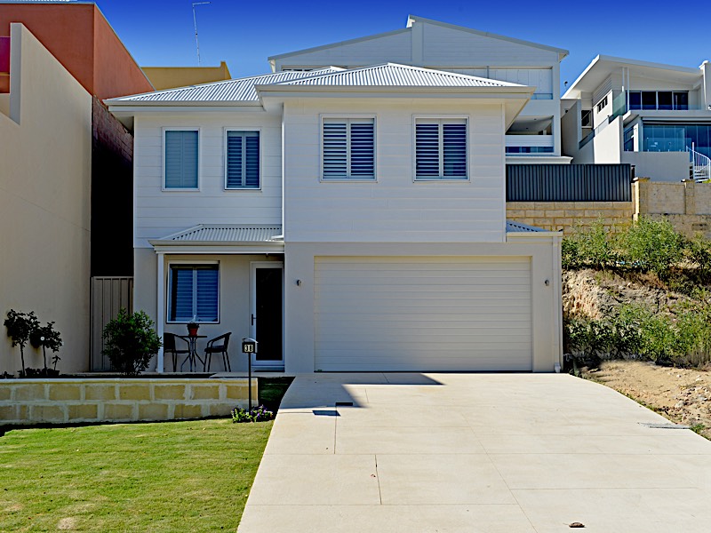 11 Toulon Circle, Mindarie WA 6030