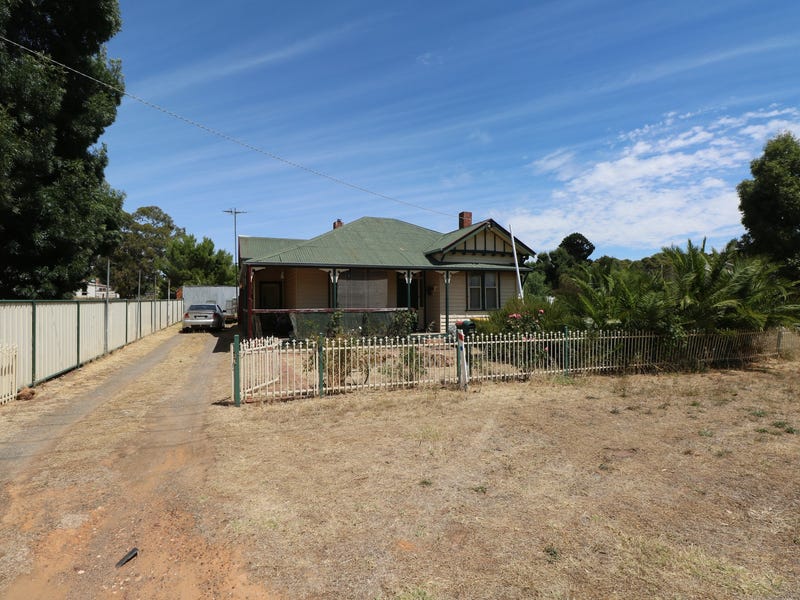 46 Wilson Street, Wedderburn, Vic 3518 Property Details