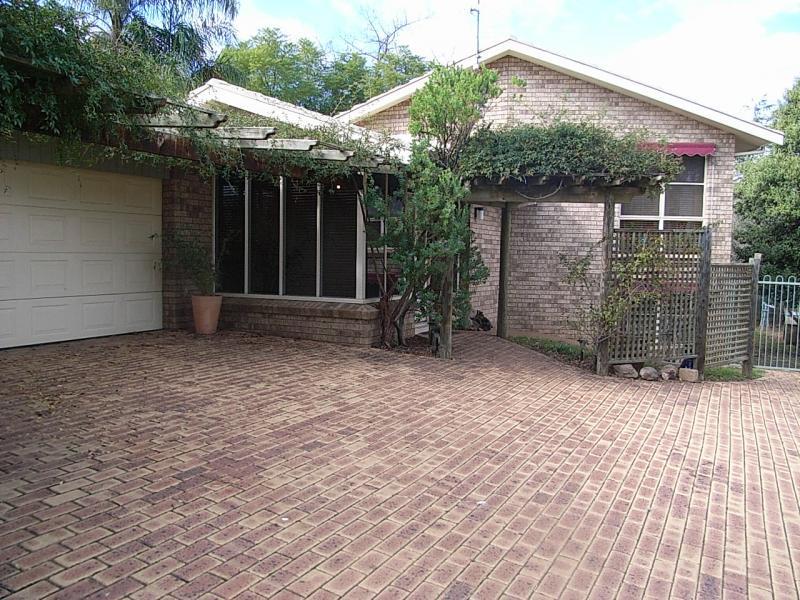 3 Wade Avenue, East Tamworth, NSW 2340