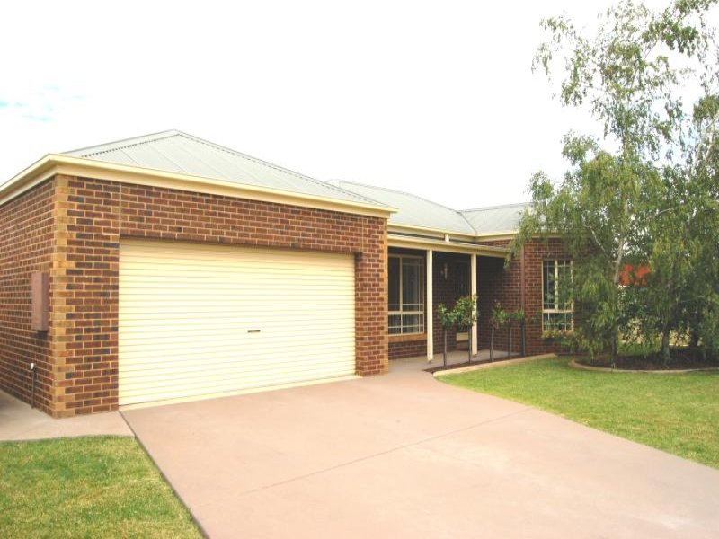 25 Ross Alan Drive, Shepparton, Vic 3630 Property Details