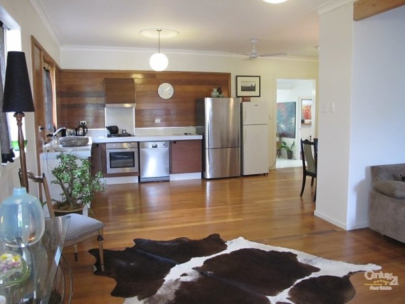 29 Steven Street, Redcliffe, Qld 4020 Property Details