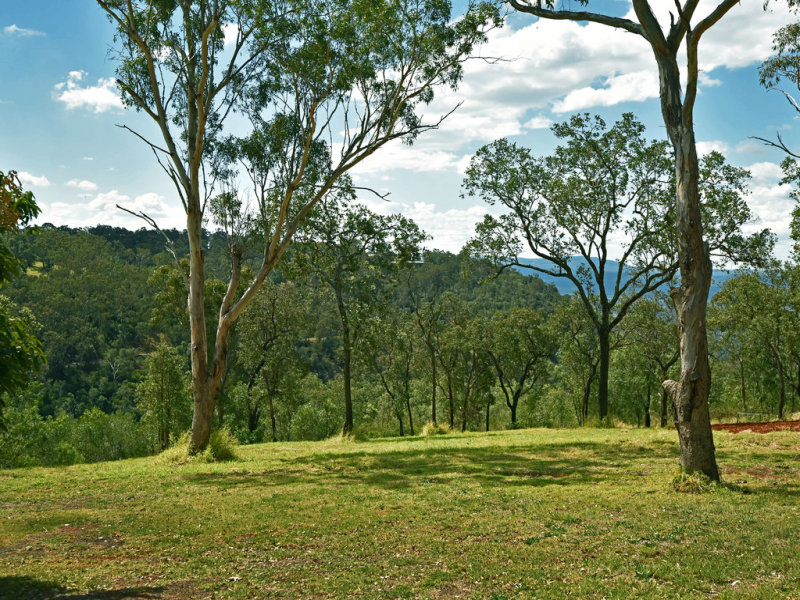 322 Prince Henry Drive, Prince Henry Heights, Qld 4350