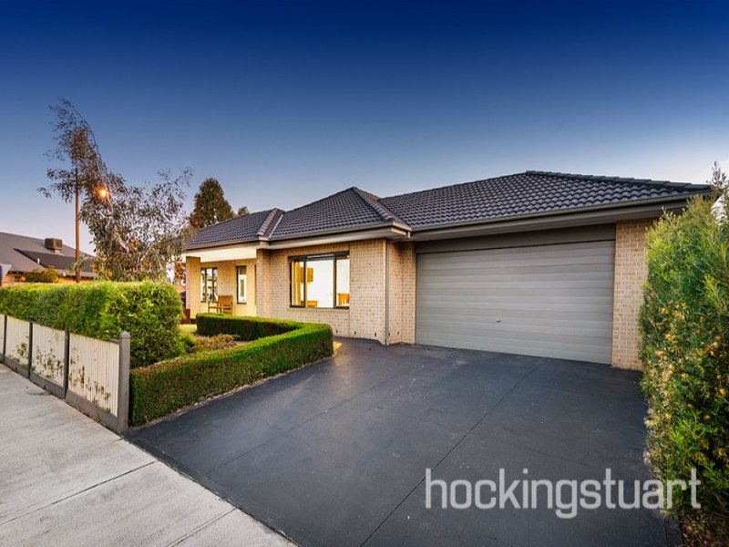 22 Clunes Way, Eynesbury, Vic 3338 Property Details